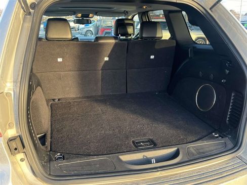 Used 2013 Jeep Grand Cherokee Laredo image 11