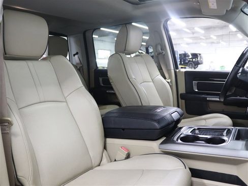 Used 2018 RAM 2500 Limited image 32