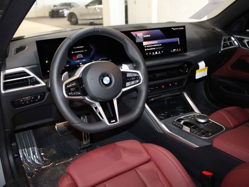 Used 2025 BMW 430i Coupe w/ M Sport Package image 11