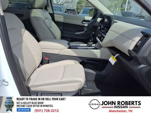 New 2026 Nissan Pathfinder SL image 22