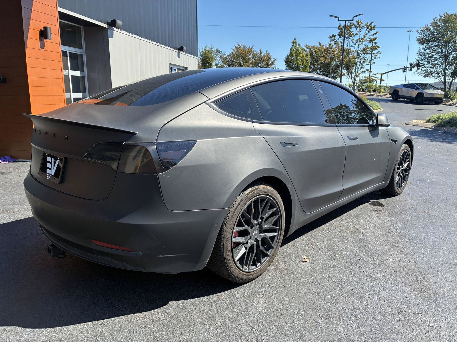 Used 2022 Tesla Model 3 Long Range AWD/4WD image 6
