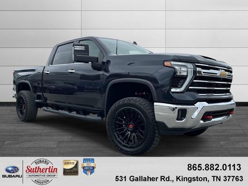 Used 2024 Chevrolet Silverado 3500 LTZ w/ LTZ Plus Package image 1