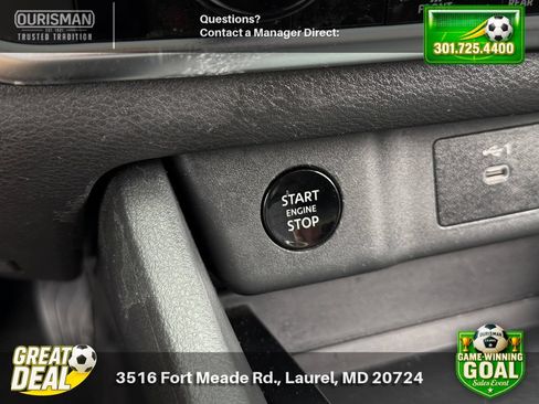 Used 2025 Nissan Rogue SV FWD image 26