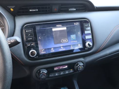 Used 2023 Nissan Kicks SR FWD image 6