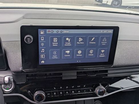 Used 2025 Honda Prologue EX image 6