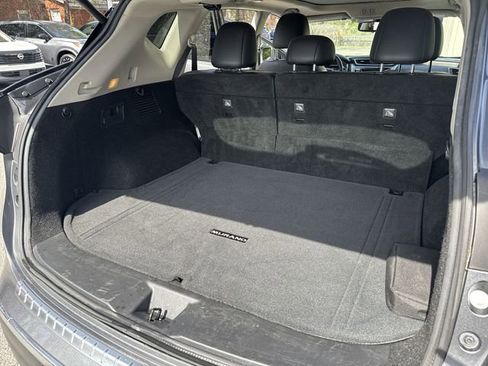 Used 2019 Nissan Murano Platinum image 12
