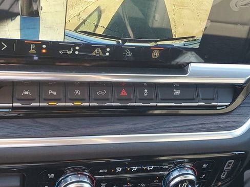 New 2026 GMC Sierra 1500 SLT w/ SLT Premium Plus Package image 25