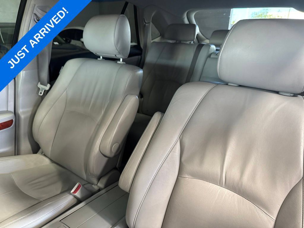 Used 2005 Lexus RX 330 AWD w/ Premium Plus Pkg image 5
