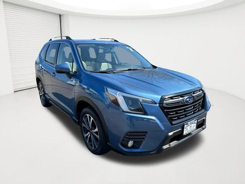 Used 2023 Subaru Forester Limited AWD/4WD image 3