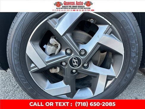 Used 2021 Hyundai Venue SEL w/ Cargo Package FWD image 27