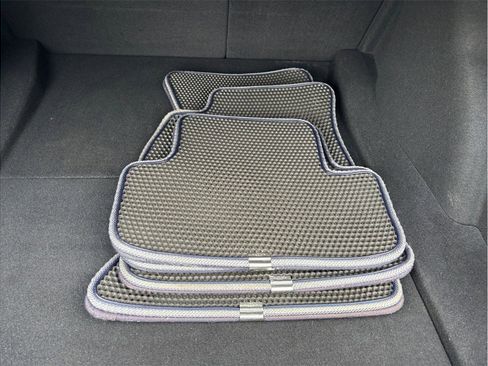 Used 2018 Tesla Model 3 Mid Range image 43