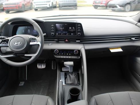 New 2026 Hyundai Elantra Sport FWD image 10