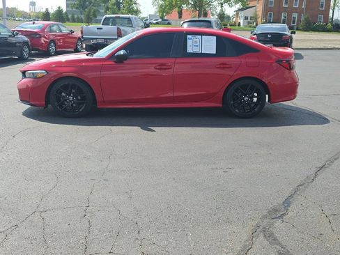 Used 2025 Honda Civic Sport image 4