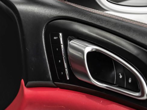 Used 2016 Porsche Cayenne GTS image 61