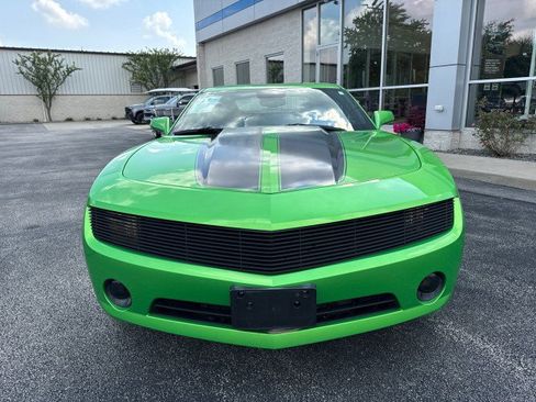 Used 2010 Chevrolet Camaro LT RWD image 8