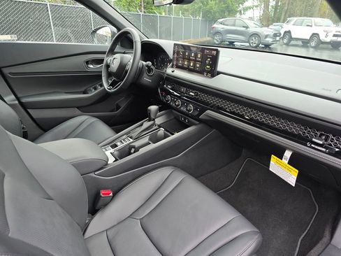 Certified 2025 Honda Accord Sport image 4