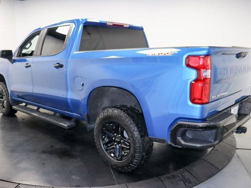 Used 2022 Chevrolet Silverado 1500 LT Trail Boss image 2