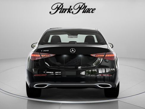 Used 2025 Mercedes-Benz C 300 Sedan image 16
