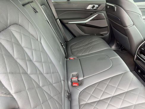 Used 2026 BMW X5 M60i AWD/4WD image 30