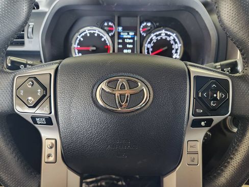 Used 2023 Toyota 4Runner TRD Sport AWD/4WD image 38