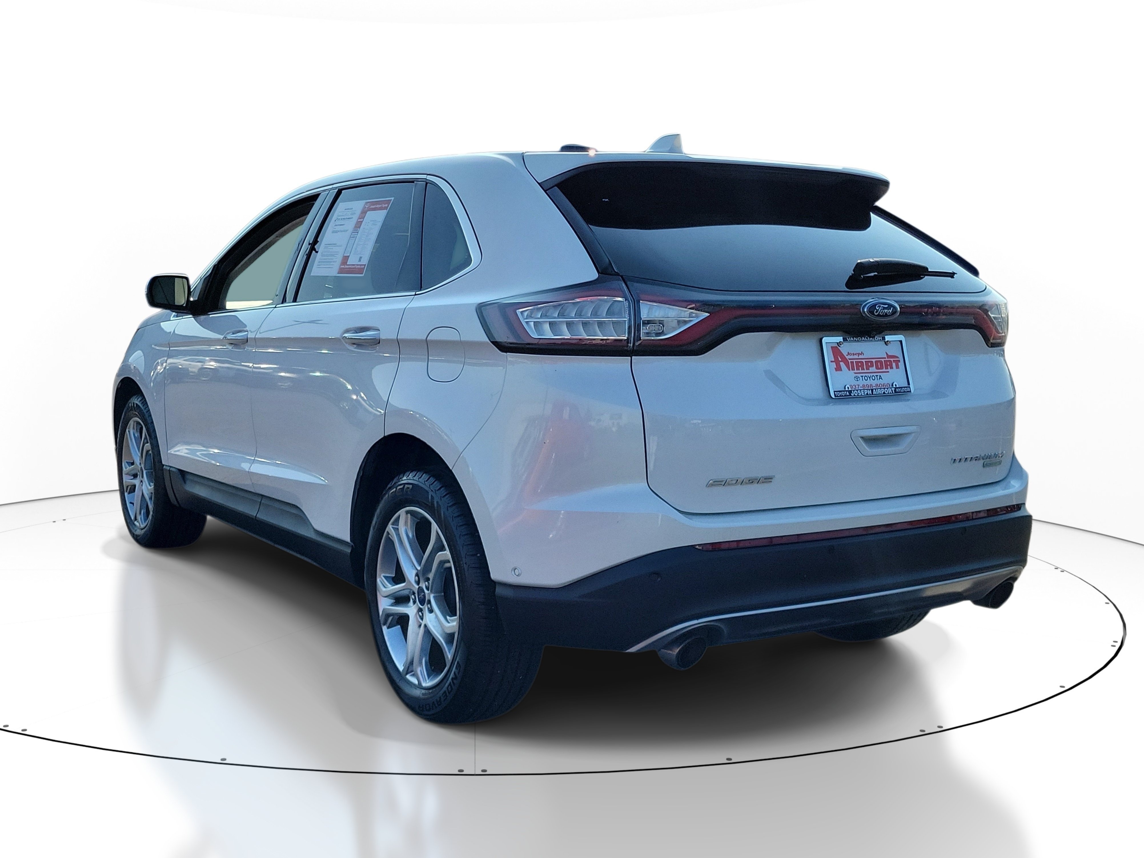 Used 2016 Ford Edge Titanium w/ Equipment Group 302A FWD image 3