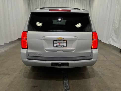 Used 2018 Chevrolet Suburban LT AWD/4WD image 4