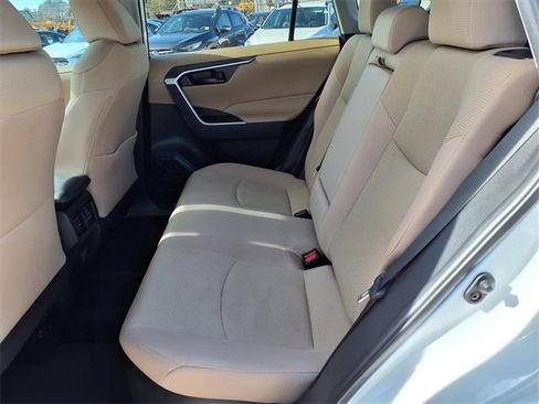 Used 2024 Toyota RAV4 LE image 8