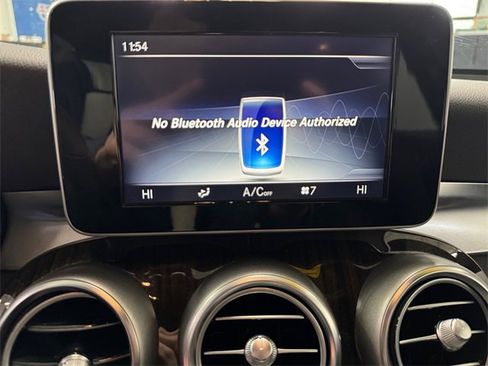 Used 2017 Mercedes-Benz GLC 300 4MATIC image 18