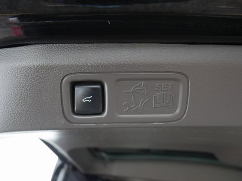 Used 2022 Lincoln Navigator Reserve image 32