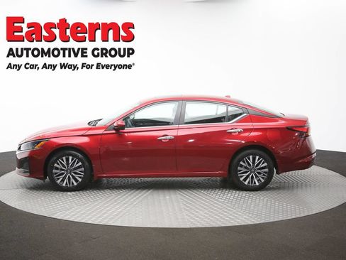 Used 2023 Nissan Altima 2.5 SV w/ SV Premium Package AWD/4WD image 61