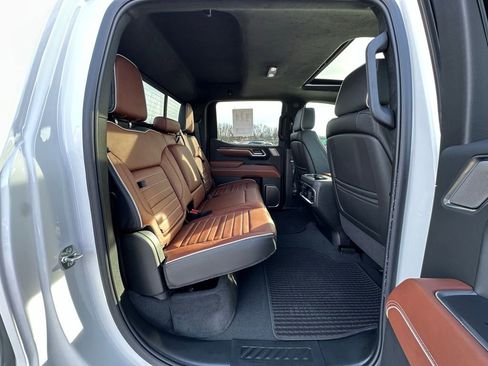 Used 2025 GMC Sierra 1500 Denali Ultimate image 25