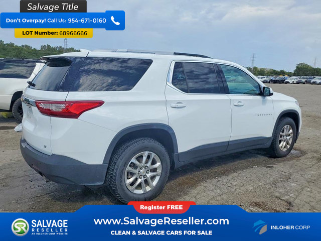 Used 2018 Chevrolet Traverse LT FWD image 4