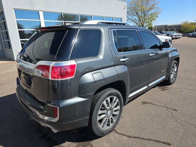 Used 2017 GMC Terrain Denali w/ Cargo Package AWD/4WD image 5