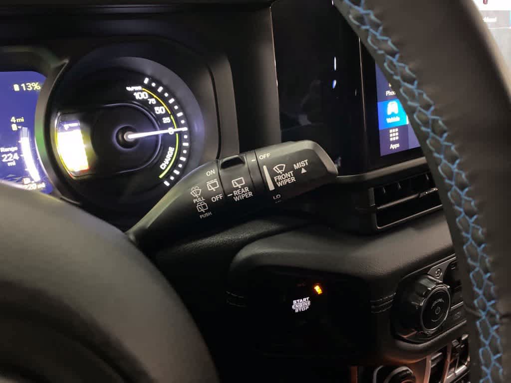 Used 2024 Jeep Wrangler Unlimited Rubicon 4xe AWD/4WD image 24