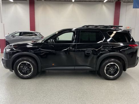 Used 2025 Nissan Pathfinder Rock Creek AWD/4WD image 8