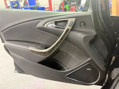 Used 2016 Buick Verano Leather w/ Experience Buick Package FWD image 27