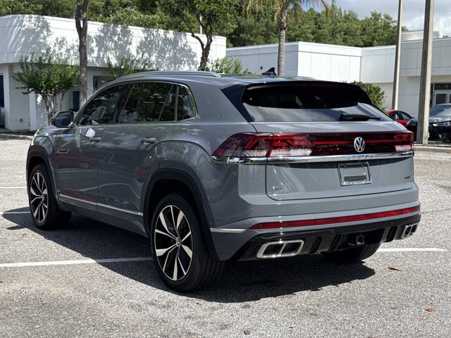 Used 2025 Volkswagen Atlas Cross Sport SEL Premium R-Line AWD/4WD image 5