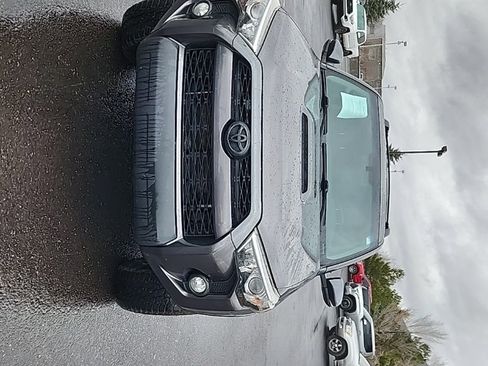 Used 2018 Toyota 4Runner TRD Off-Road Premium image 12