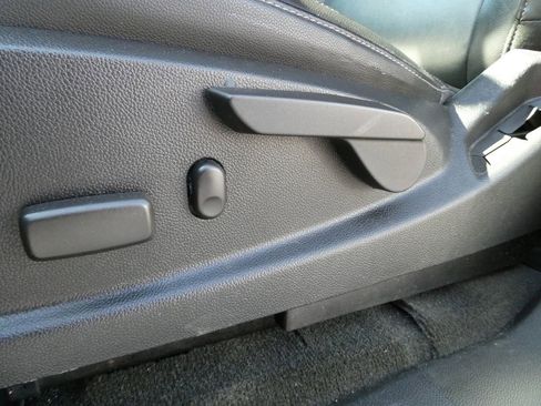 Used 2018 Chevrolet Colorado Z71 w/ Centennial Edition image 25