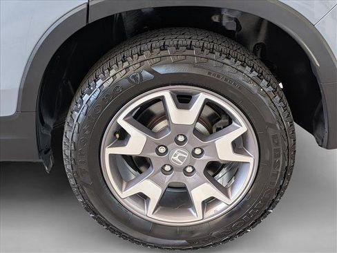 Certified 2023 Honda Passport TrailSport image 24