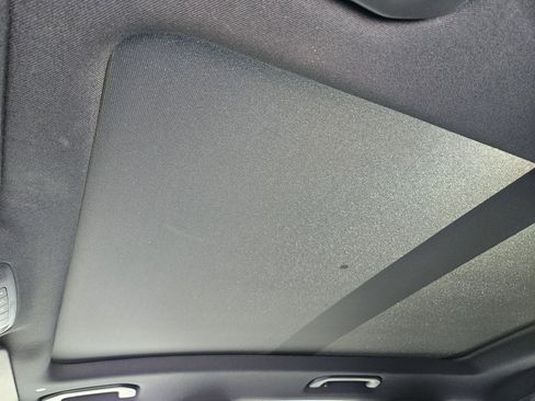 Certified 2025 Mercedes-Benz GLE 350 4MATIC image 31