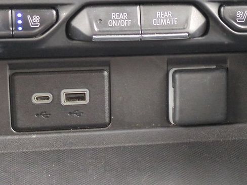 Used 2023 Chevrolet Tahoe High Country w/ Advanced Technology Package AWD/4WD image 28