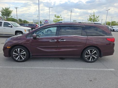 Used 2018 Honda Odyssey Elite image 9