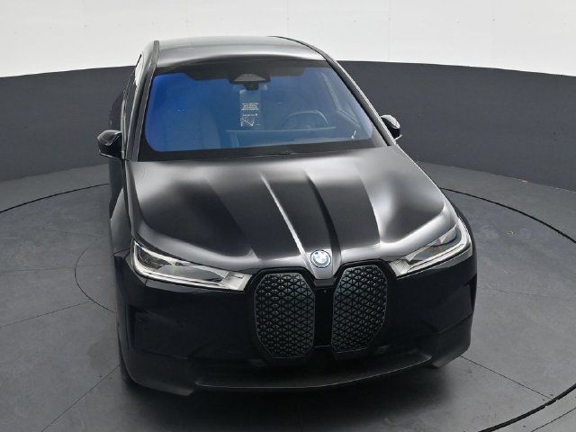 Certified 2024 BMW iX xDrive50 w/ Convenience Package AWD/4WD image 31