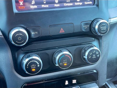 Used 2021 RAM 1500 Big Horn image 15