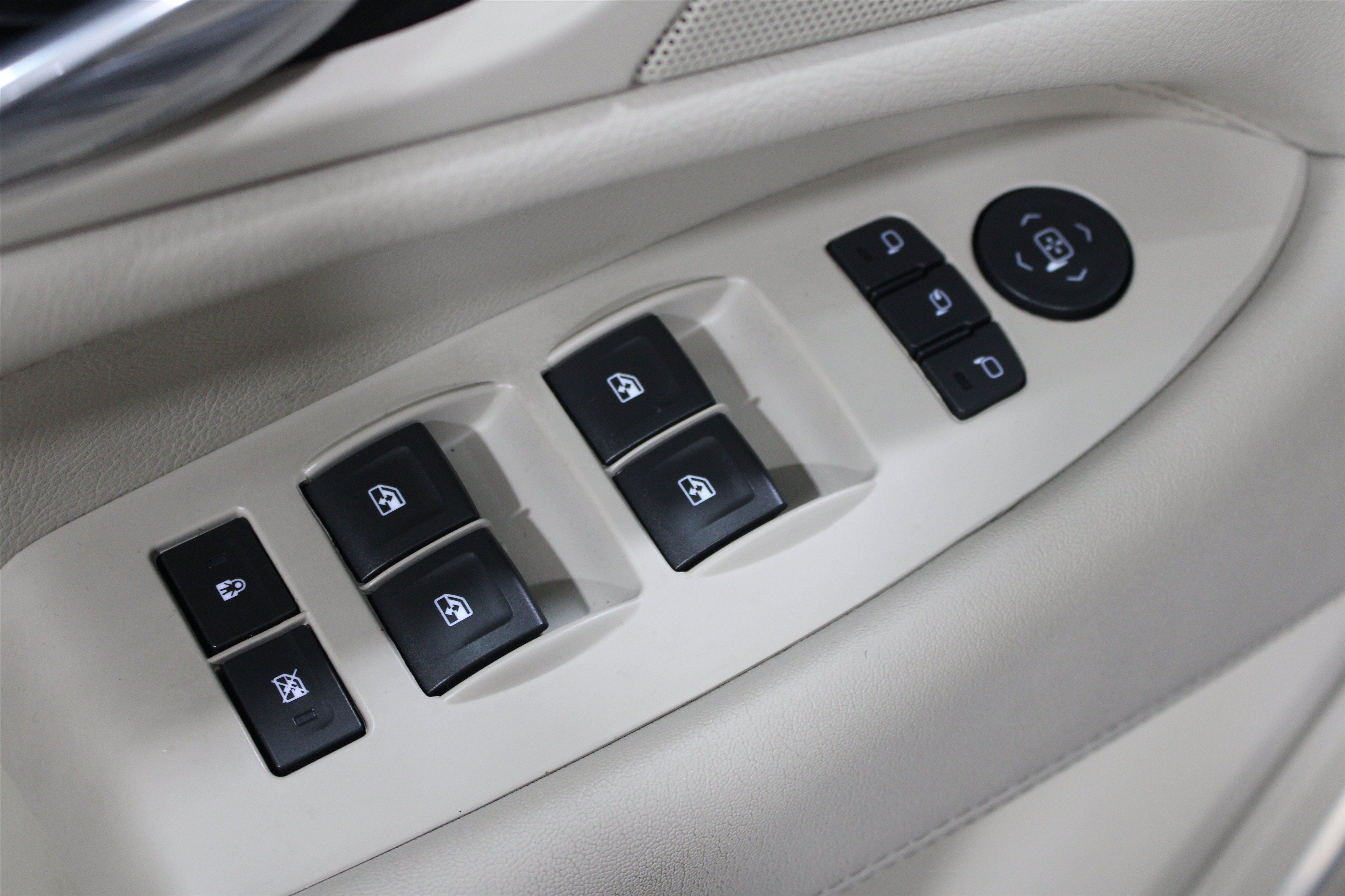 Used 2019 Cadillac Escalade Platinum Sport AWD/4WD image 7