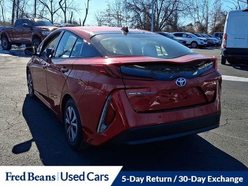 Used 2017 Toyota Prius Prime Advanced image 8