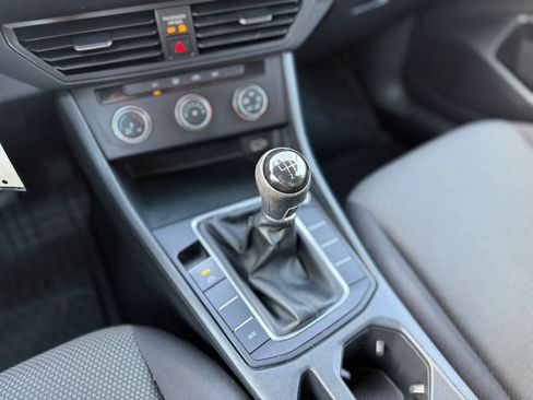 Used 2019 Volkswagen Jetta S FWD image 40