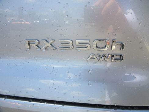 Used 2024 Lexus RX 350 w/ Convenience Package AWD/4WD image 8