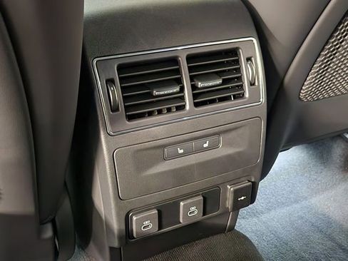 New 2026 Jaguar F-PACE R-Dynamic S image 29